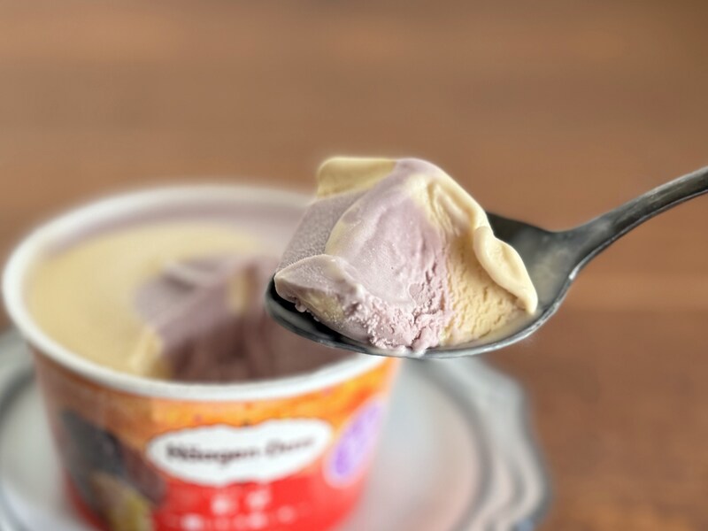 ハーゲンダッツ  ミニカップ『彩芋~蜜いも&紫いも~』