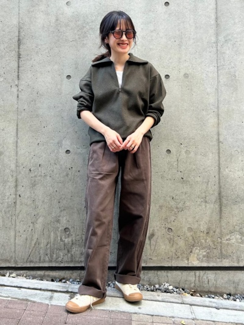 大きめの襟が顔を小さく見せてくれる効果も！　出典：StyleHint