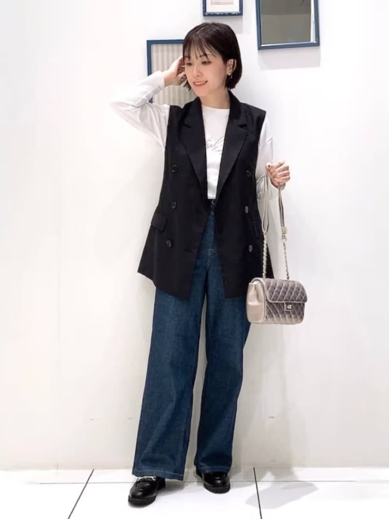 今っぽさ抜群のジレは体型カバーにも効く優れもの 出典:WEAR