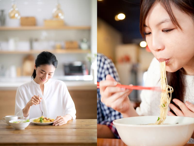 パスタを食べる女性とラーメンを食べる女性