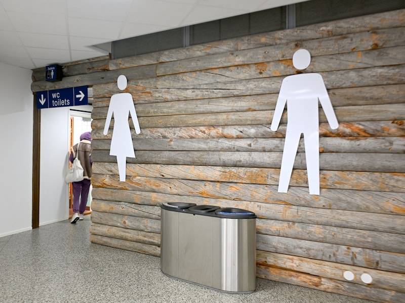 フィンランドのイヴァロ空港にあったトイレ。こちらは無料（写真は筆者撮影、以下同）