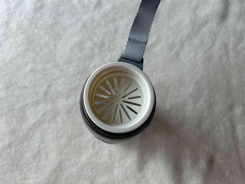 ダイソーの「茶こし付ワンタッチ式ボトル（400ml）」の茶こし