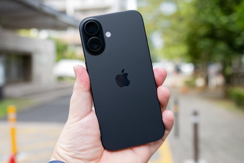 2024年9月20日発売のiPhone 16。価格は12万4800円（税込）