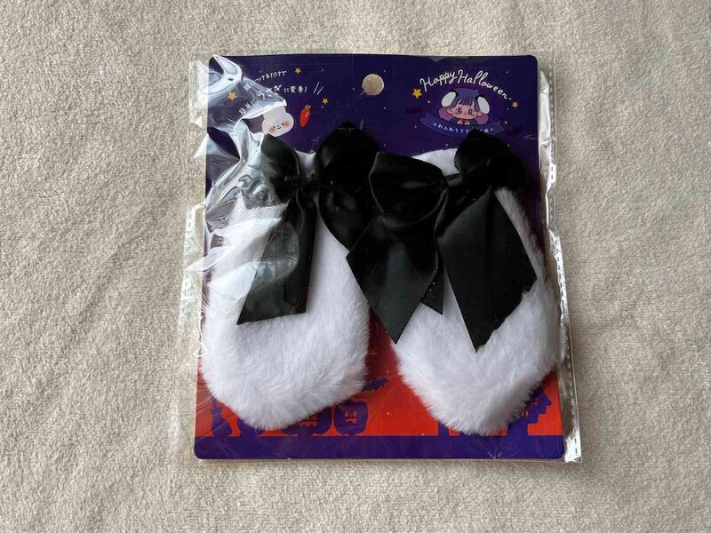 セリアの「ハロウィンふわふわうさぎ耳　2個入り」