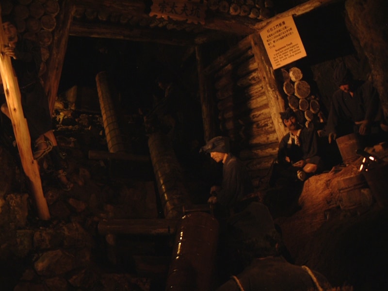 佐渡金山（4）／宗太夫坑の人形による説明