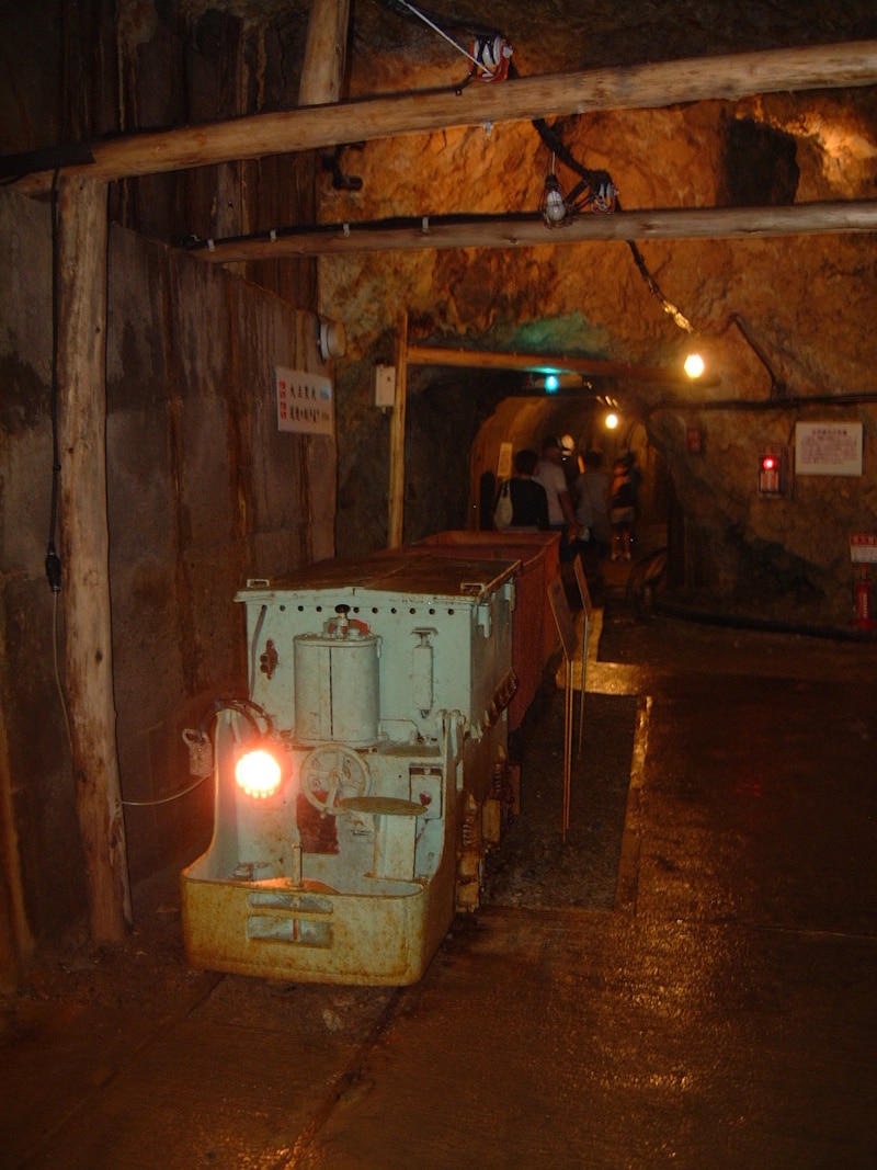 佐渡金山（5）／導遊坑のトロッコ電車