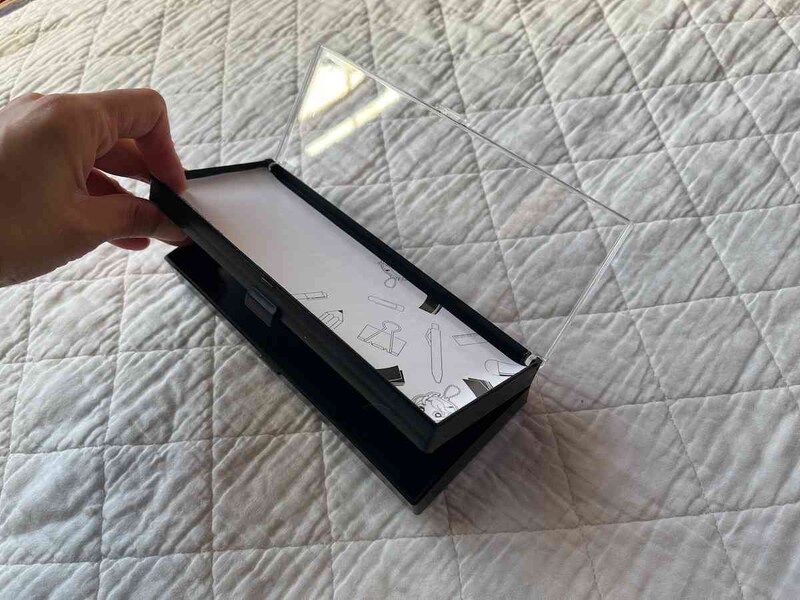 セリアの「コレクションペンケース」は2段式