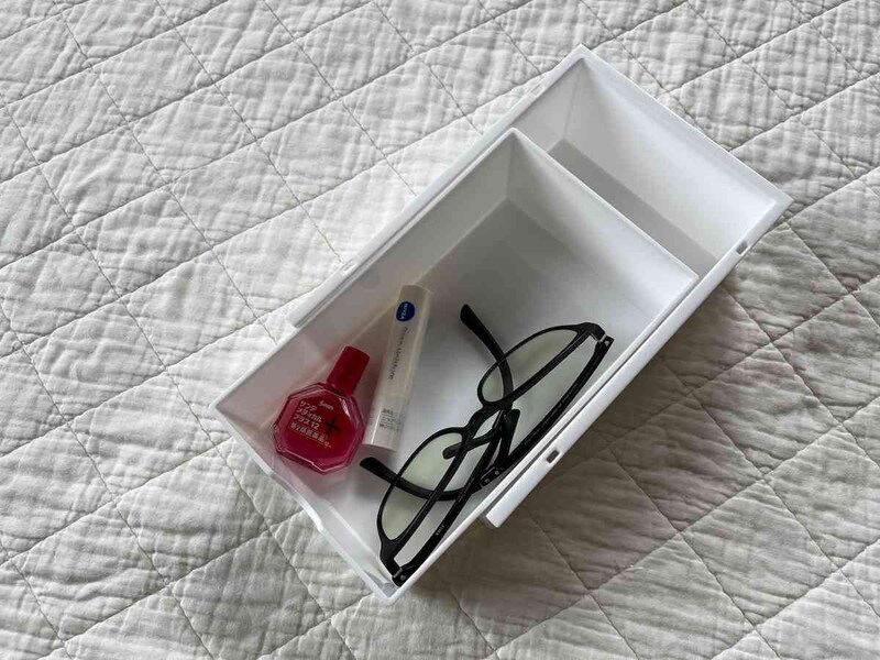 パソコン周りやデスクの上の小物を入れやすい