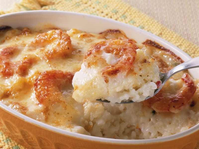 レトルトシチューなどを利用してドリアにする