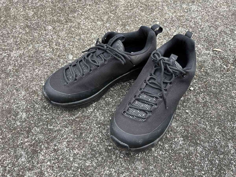 ワークマンの登山靴「高耐久シューズ アクティブハイク」