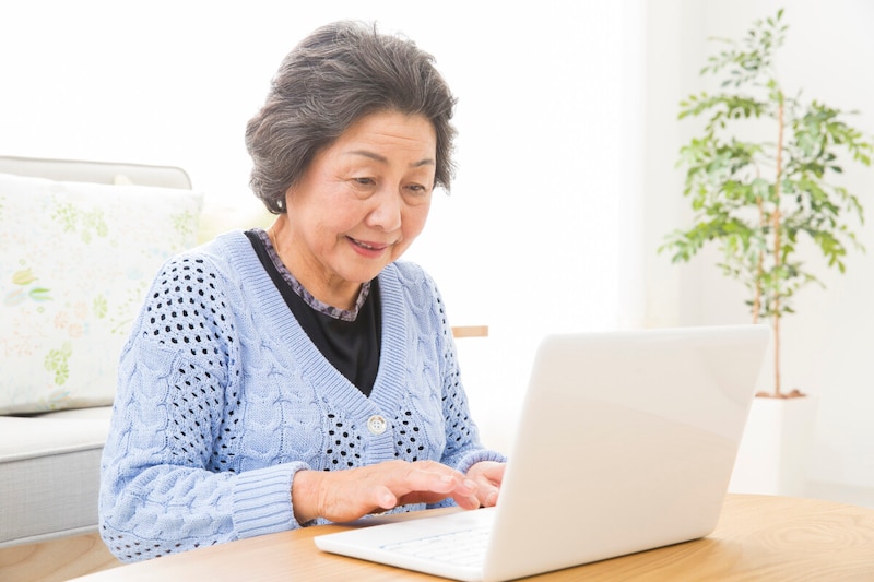 70代年金女性