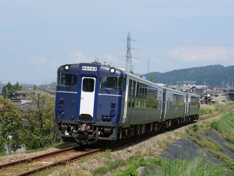 越乃シュクラ