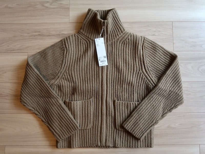 ユニクロ ユー】5990円→3990円になってて絶対に買い！「ニット