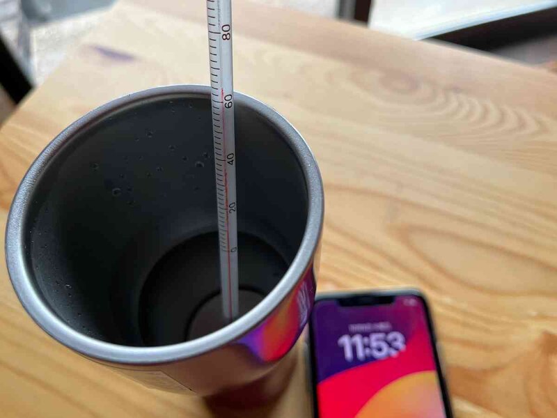 11時53分に64度のお湯を入れる