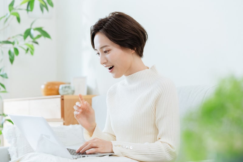 女性