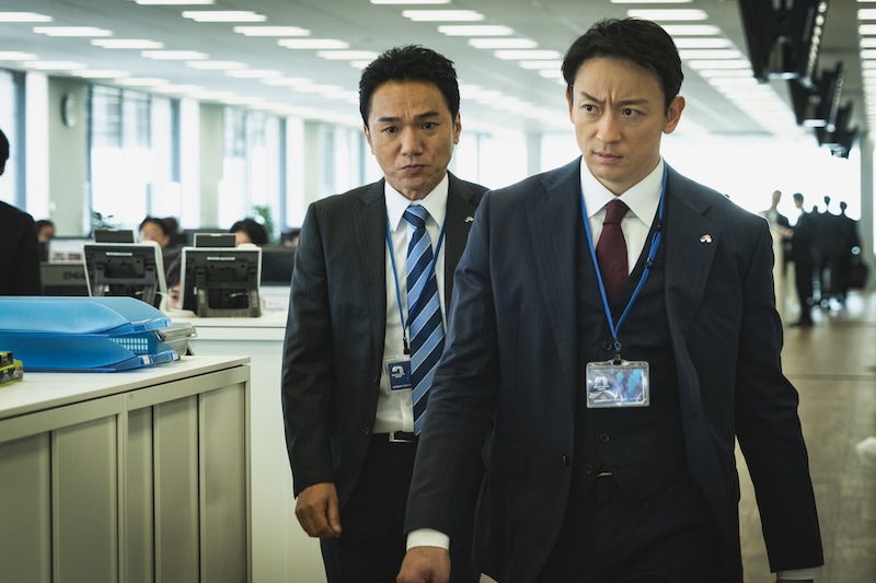 「地面師たち」