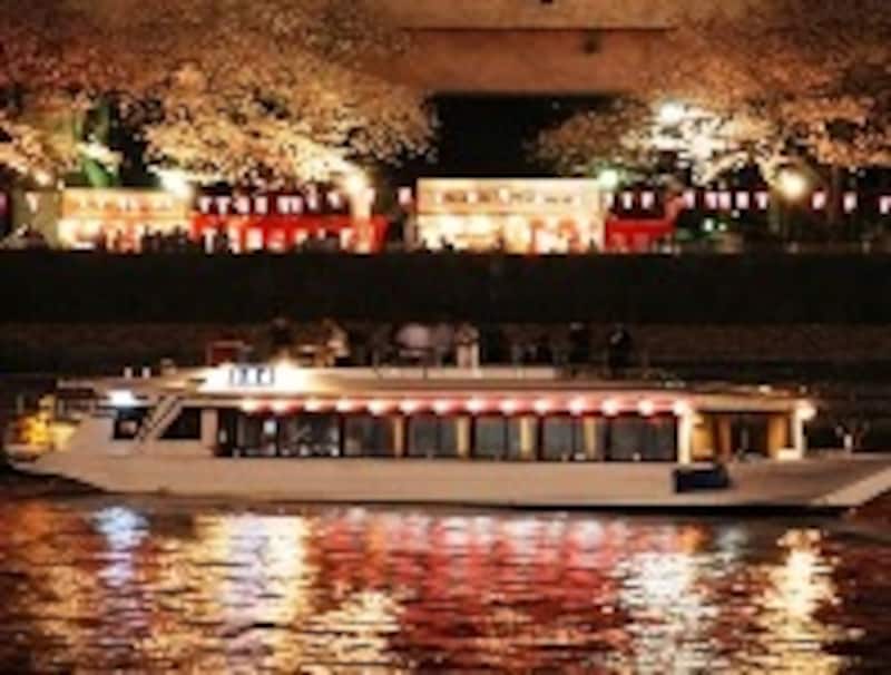 隅田川の夜桜