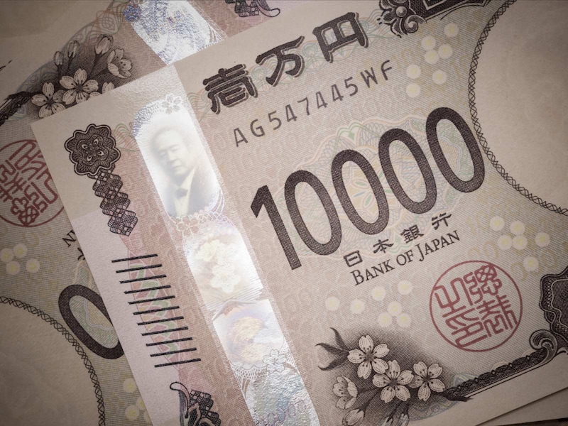 結婚当初から、夫はお金に関して秘密主義を貫く。妻は違和感が拭えずにいたが……