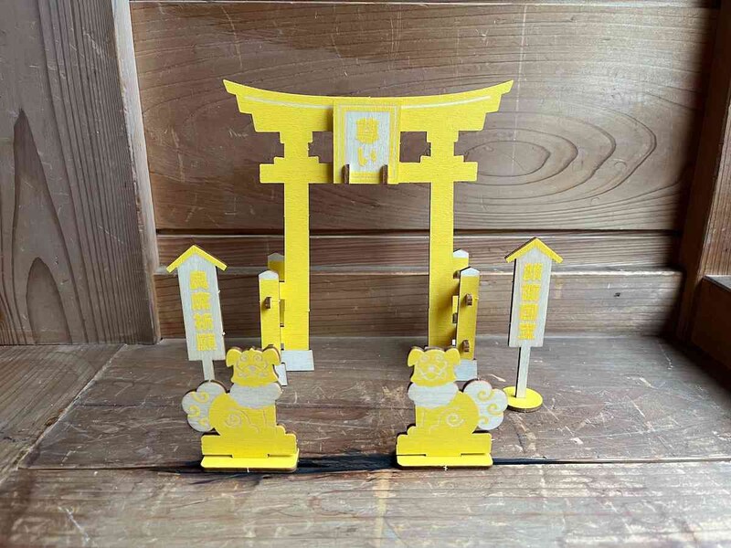 ダイソーの「推し鳥居」