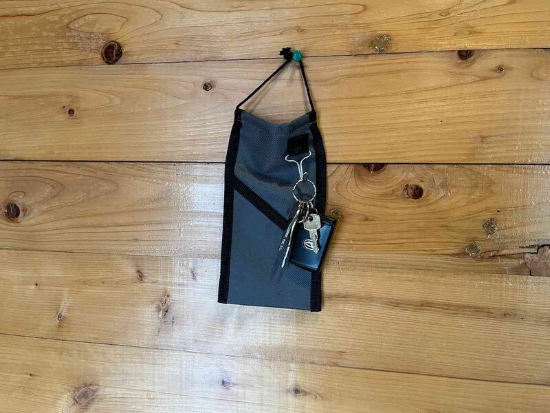 ダイソーの「ウォールポケット」