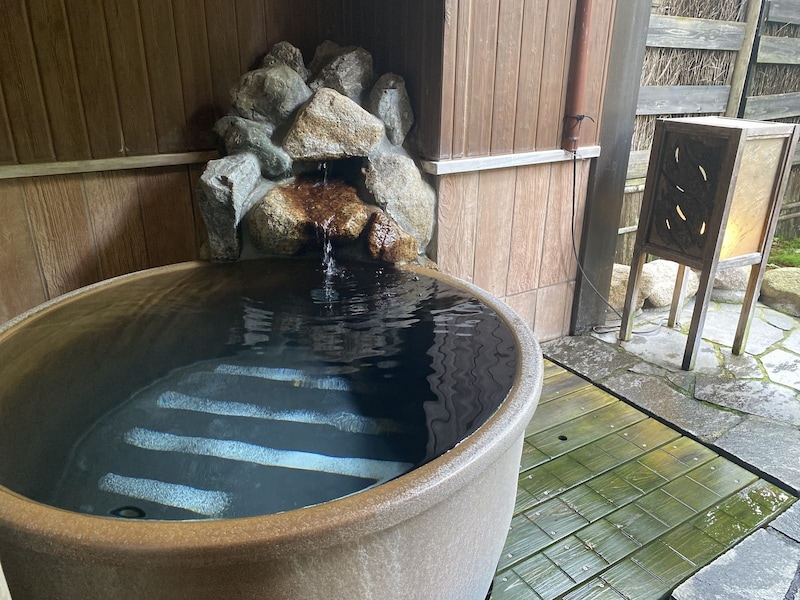 「湯治処 古の湯」の樽風呂