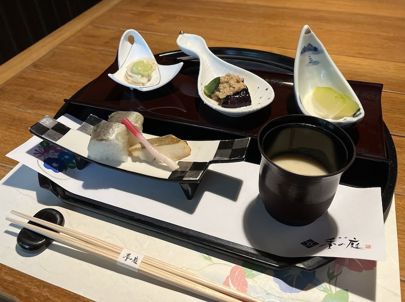 冬瓜胡麻クリームの出汁の利いたやさしい味わいに、一口目から癒された