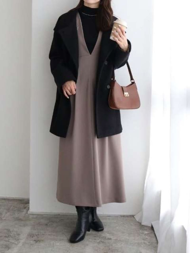 レイヤード次第で自由に着まわせるところが魅力です　出典：WEAR