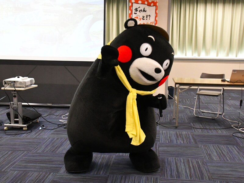 ＝10月12日、東京都千代田区