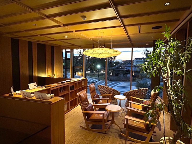 ライブラリー&レコードルーム