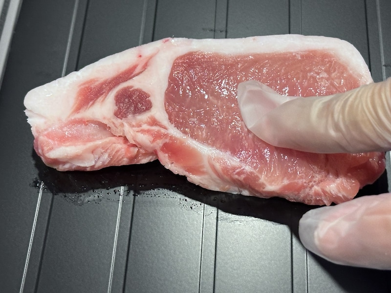 解凍プレート付きまな板の実験