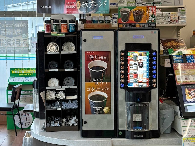 ファミリーマートのコーヒーマシン