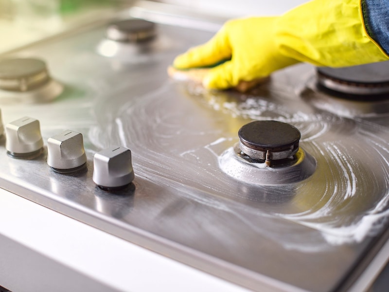 「火の気」が強いコンロまわりは、いつでも清潔に