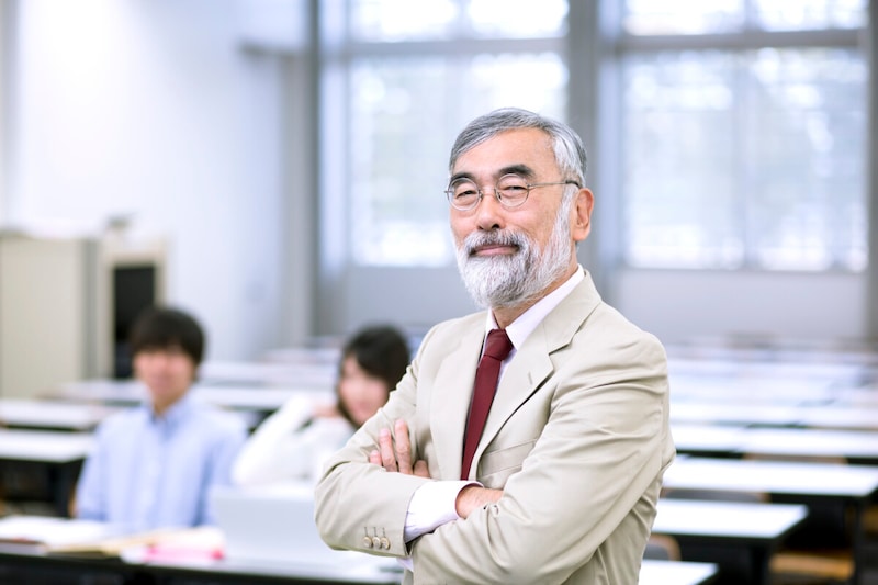 教師