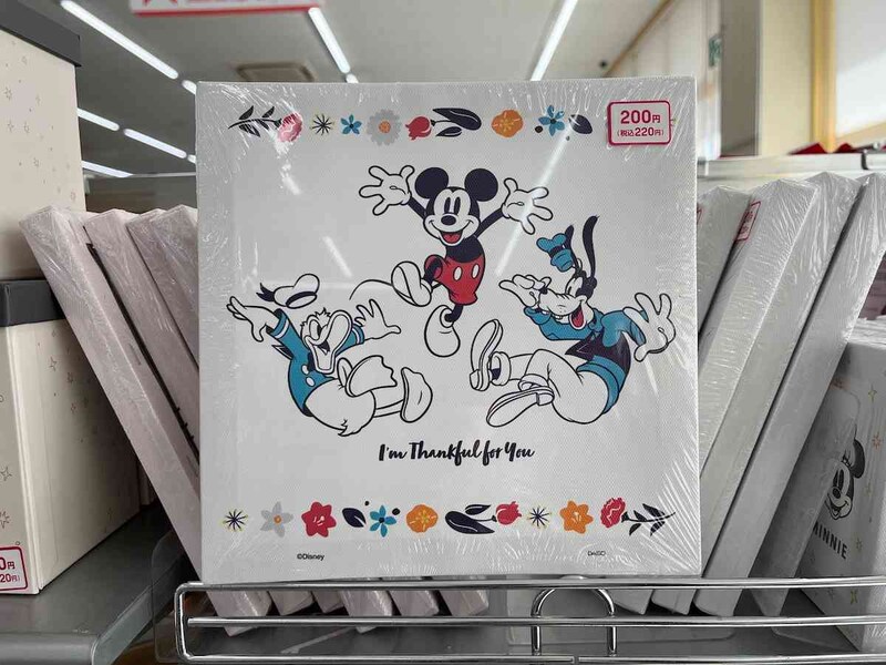 ダイソーの「インテリアアートパネル、20cm（ミッキー＆フレンズ）FW」