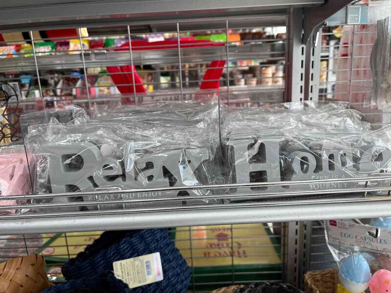 ダイソーの「アートスタンド」