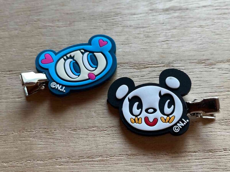 セリアの「エンジェルブルー 前髪クリップ」