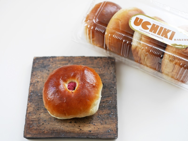 お花見におすすめ!undefinedウチキパン「桜あんぱん(5個入、420円)(2017年2月28日撮影)