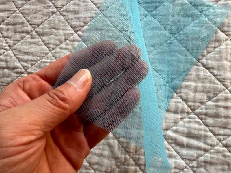 セリアの「水切りネット排水口用60枚入」は水切れがいいネット生地