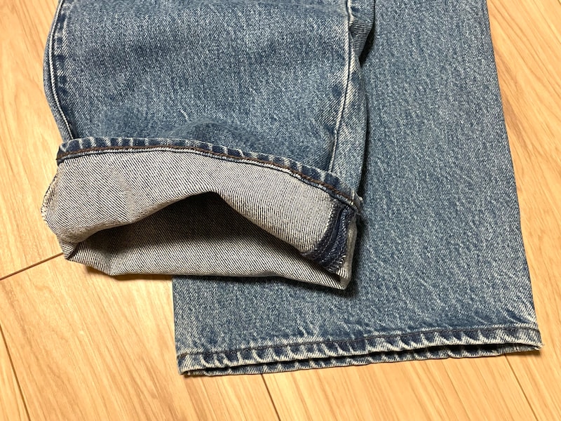 いつものユニクロデニムより、少し長め仕様なので要注意!