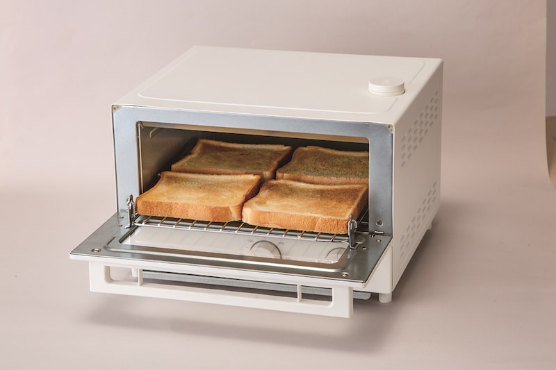 食パンが同時に4枚焼ける大きさ（画像出典：プレスリリース）