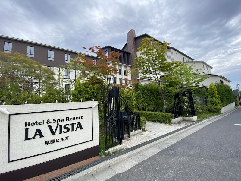 ドイツ建築のハーフティンバー様式をモチーフに建てられた