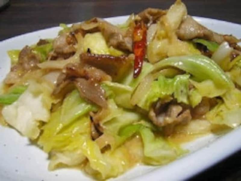 春キャベツと新玉ねぎと豚肉の味噌マヨ炒め