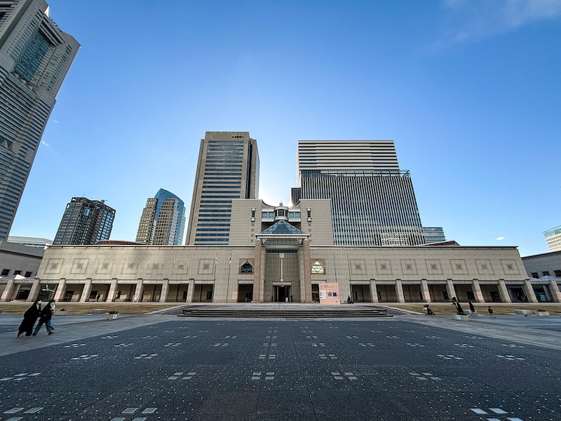 建築家の丹下健三が設計した、横浜美術館