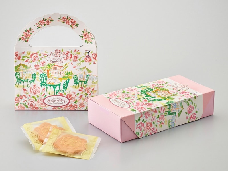 えの木てい「横濱ローズサブレ(8枚入900円税別~)」。バラが描かれたパッケージも魅力(画像提供:ヨコハマ・グッズ 横濱001)
