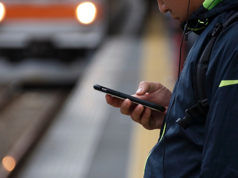 電車乗降時にはマナーの悪い客にたびたびうんざりさせられる