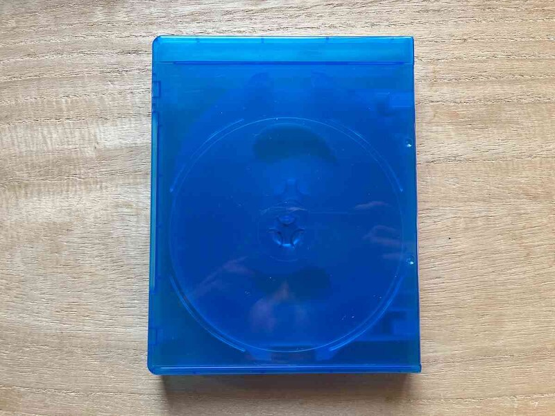 セリアの「ブルーレイケース 8枚収納」