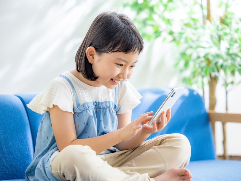 小学生になったらキッズケータイを持たせるべき？