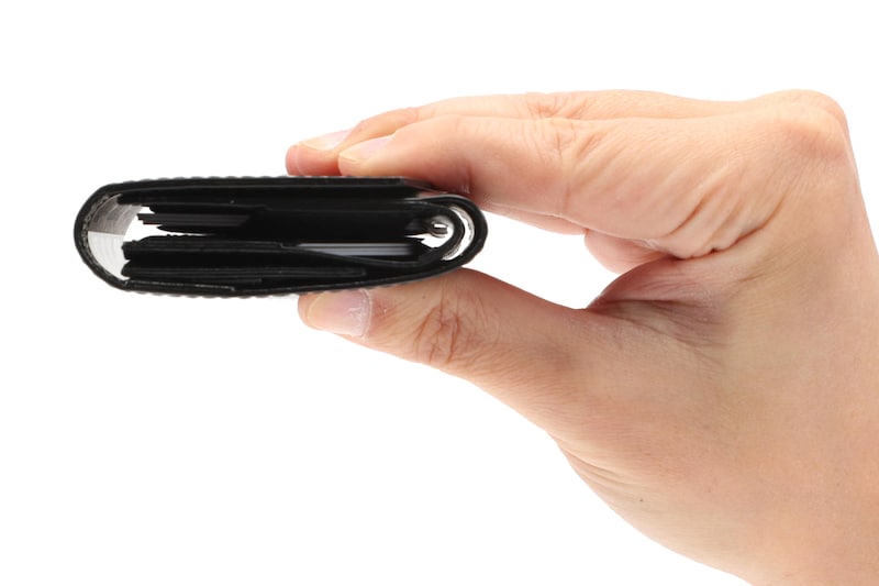 たくさん入れても、厚みがさほど増えない