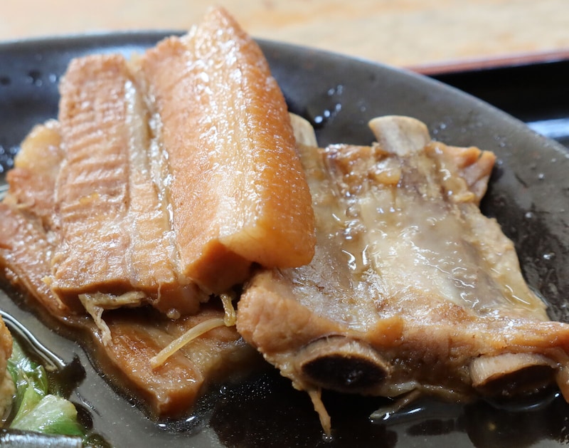 三枚肉と本ソーキの画像