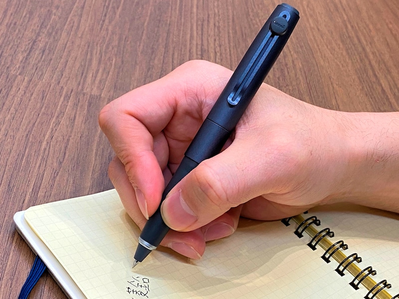 シグニチャー・モデルの筆記例